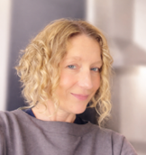 Anne de A'Echevarria Profile Image